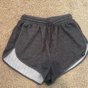 NWT Gym Shark Heather Dual Band Short